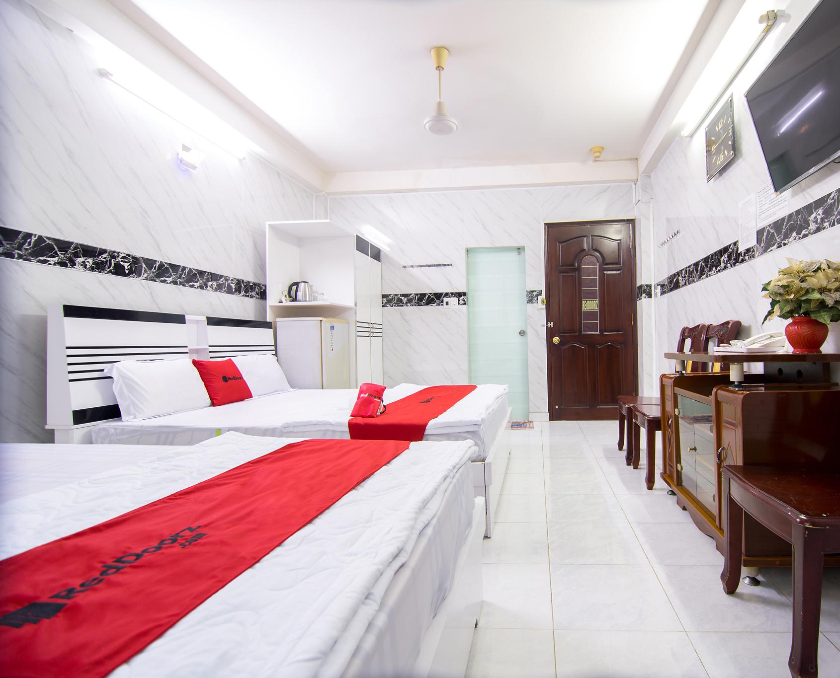 Reddoorz Plus Near Ben Thanh Market Хошимин Екстериор снимка