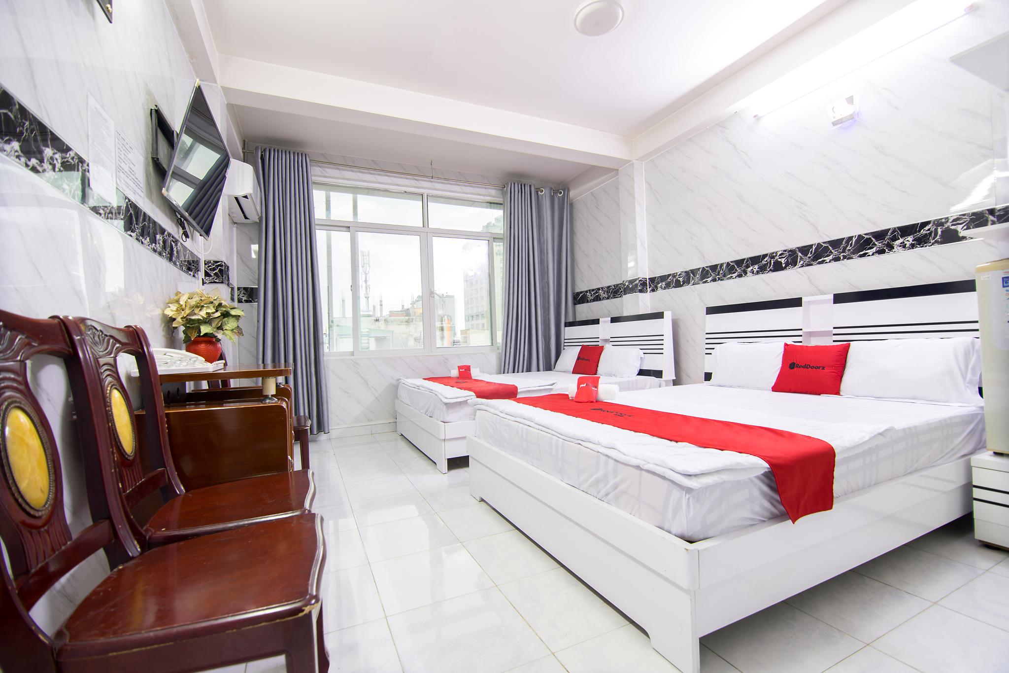 Reddoorz Plus Near Ben Thanh Market Хошимин Екстериор снимка